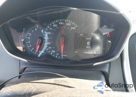 2017 Chevrolet Sonic Premier Auto z USA, uszkodzony, nr VIN 1G1JF5SB1H4133877